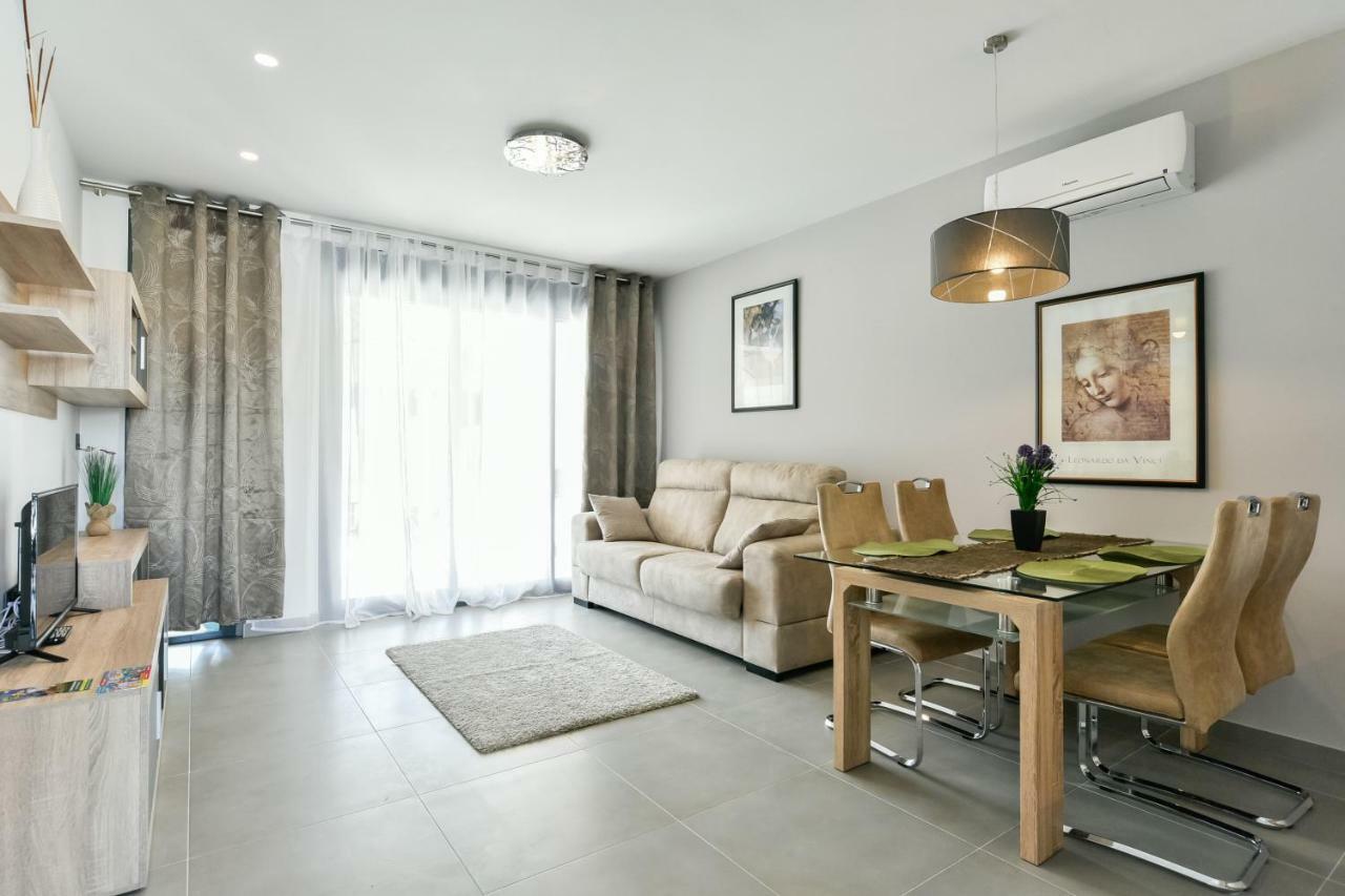 Oasis Beach IX Puntaprima Apartment Torrevieja Exterior foto