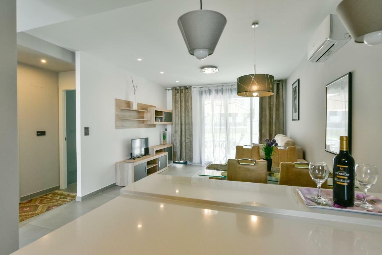 Oasis Beach IX Puntaprima Apartment Torrevieja Exterior foto