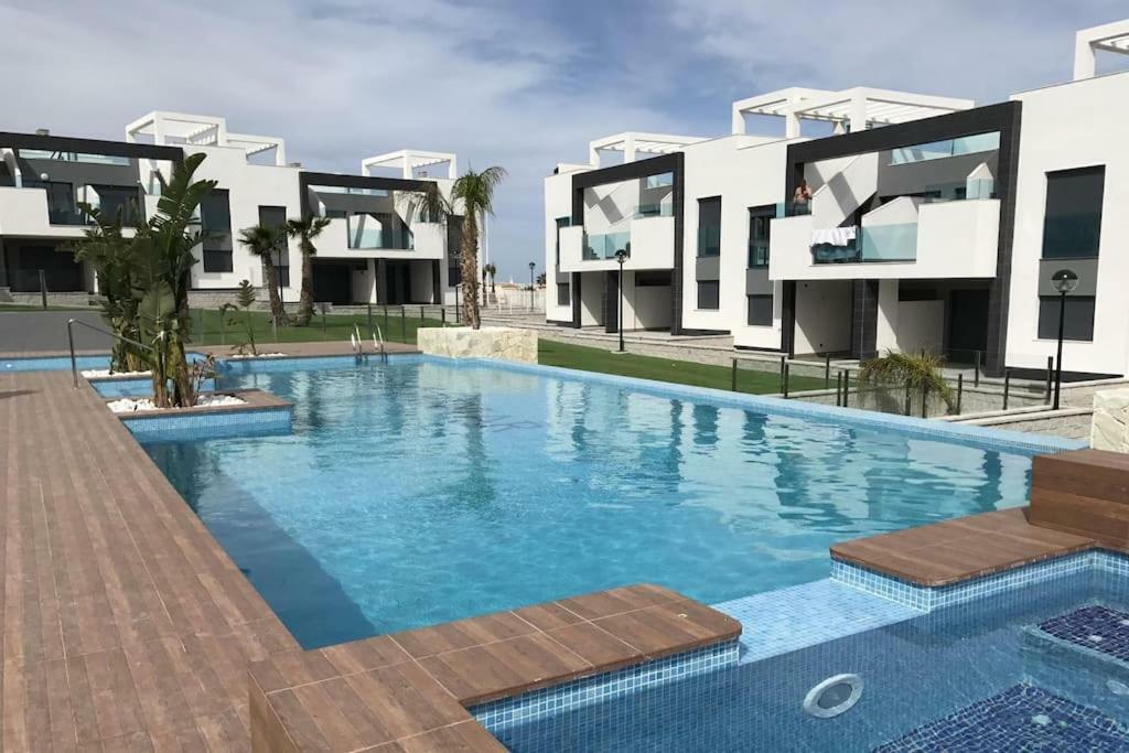 Oasis Beach IX Puntaprima Apartment Torrevieja Exterior foto