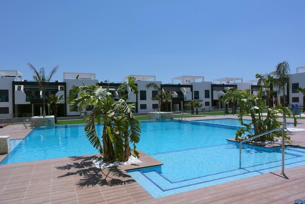 Oasis Beach IX Puntaprima Apartment Torrevieja Exterior foto